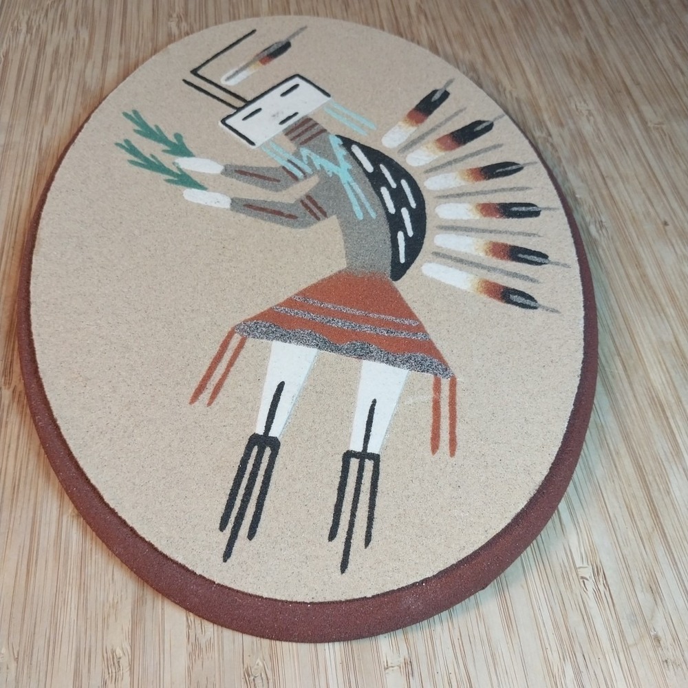 Navajo Sand Painting Signed Native American Sand Art Wall Decor Oval 9x7" READ - Picture 7 of 14